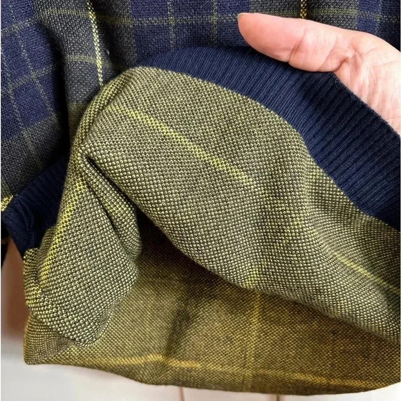 Tristan turtleneck thick sweater,  Medium, plaid. Winter Cozy Office Chalet - Picture 6 of 6